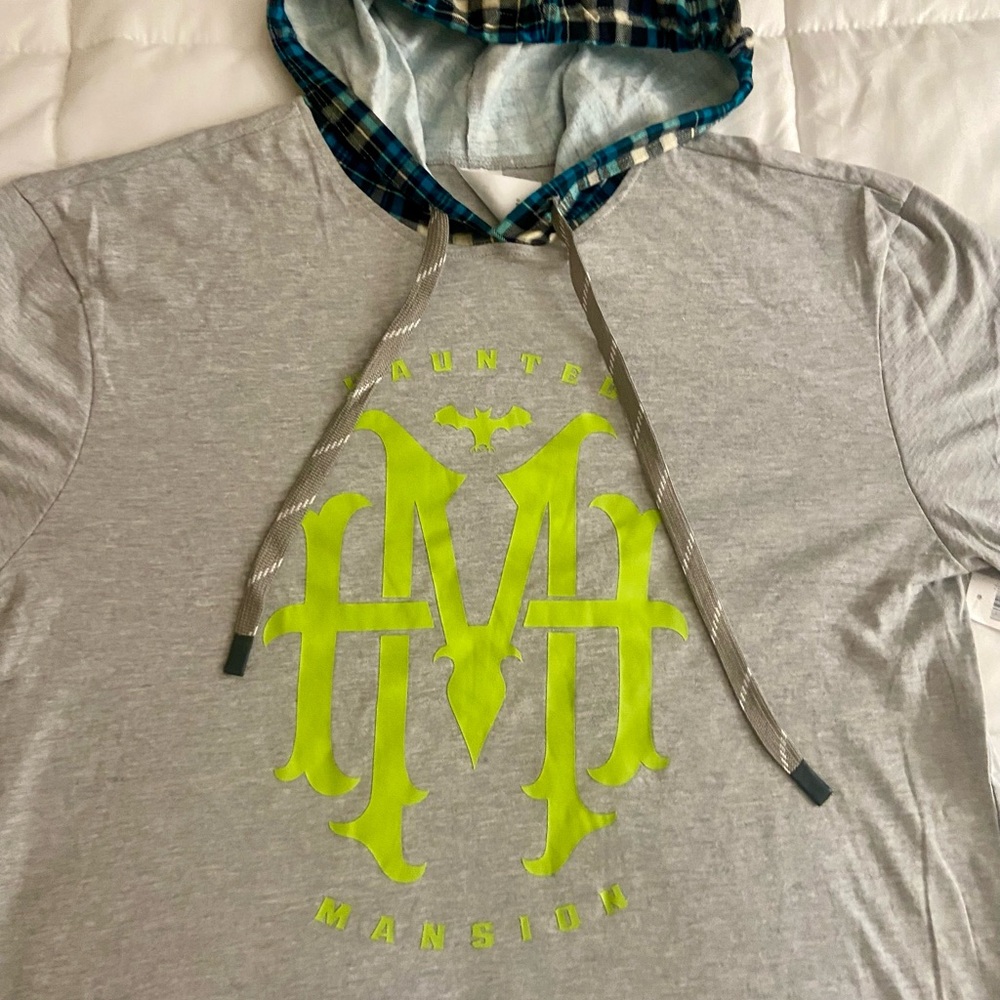 Disney Parks The Haunted Mansion Hoodie Long Sleeve Gray Blue Plaid Flannel NWT - Picture 3 of 7